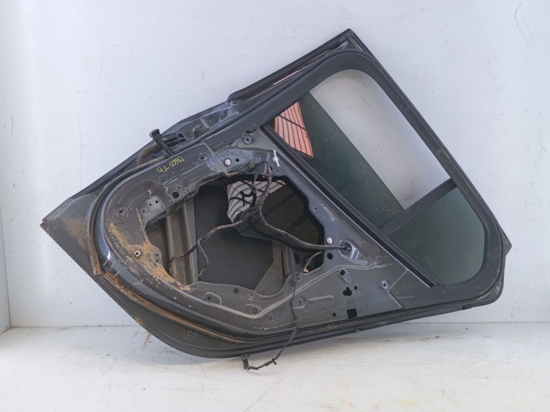 Recambio de puerta trasera derecha para bmw 1 (f40) 116 d referencia OEM IAM   E4-B4-10