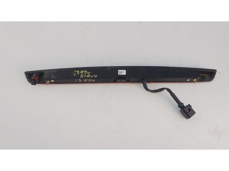 Recambio de luz central de freno para skoda karoq 2.0 tdi nu7 referencia OEM IAM   