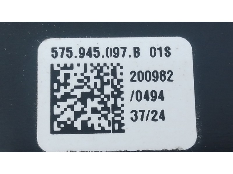 Recambio de luz central de freno para skoda karoq 2.0 tdi nu7 referencia OEM IAM   