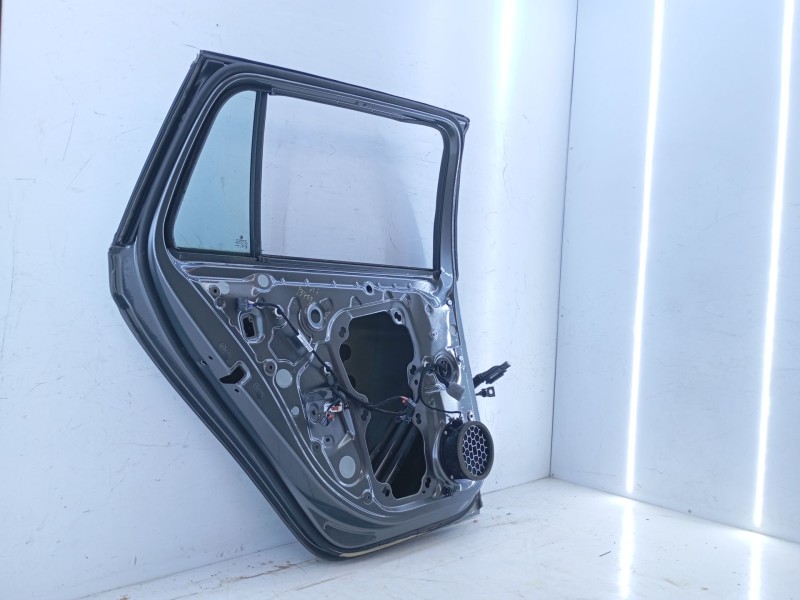 Recambio de puerta trasera izquierda para skoda octavia iv combi nx5 1.5 tsi referencia OEM IAM   E4-B4-10
