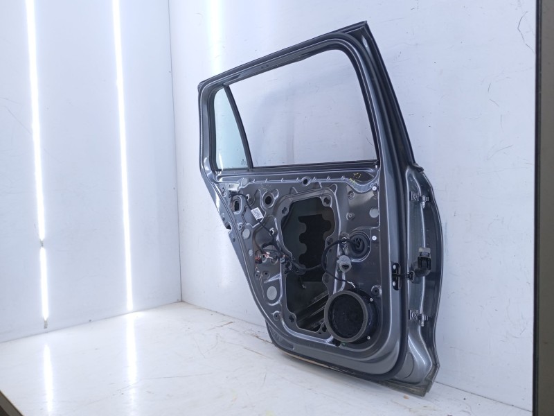 Recambio de puerta trasera izquierda para skoda octavia iv combi nx5 1.5 tsi referencia OEM IAM   E4-B4-10
