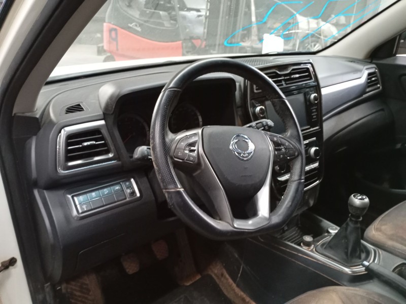 ssangyong tivoli del año 2020