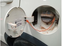 Recambio de tapa exterior combustible para ssangyong tivoli 1.2 referencia OEM IAM    2
