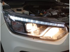 Recambio de faro derecho para ssangyong tivoli 1.2 referencia OEM IAM   