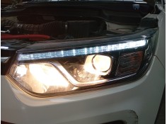 Recambio de faro izquierdo para ssangyong tivoli 1.2 referencia OEM IAM ZGM92101070 L009L10YARS 