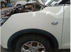 Recambio de aleta delantera izquierda para ssangyong tivoli 1.2 referencia OEM IAM   