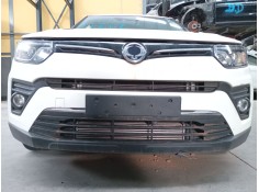 Recambio de paragolpes delantero para ssangyong tivoli 1.2 referencia OEM IAM   