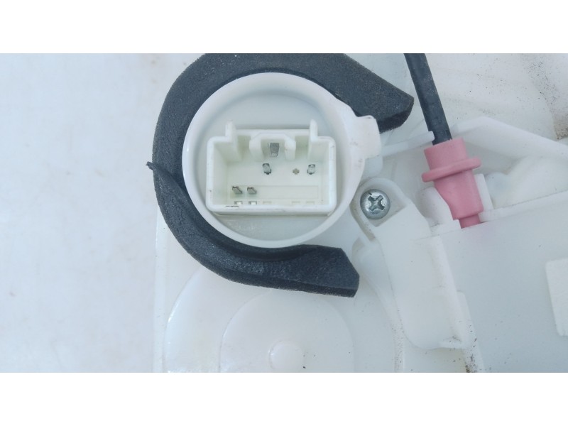 Recambio de cerradura puerta trasera izquierda para mazda cx-3 style referencia OEM IAM   