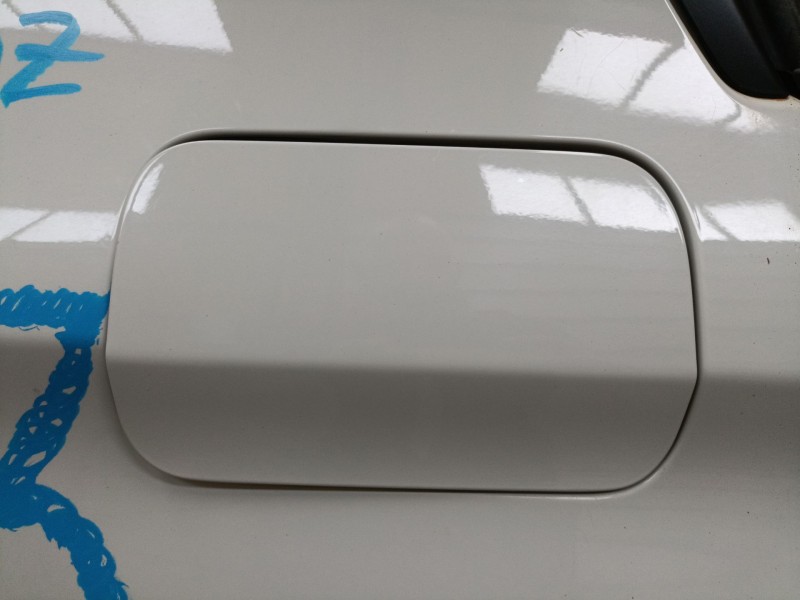 Recambio de tapa exterior combustible para bmw 3 (f30, f80) 318 d referencia OEM IAM   