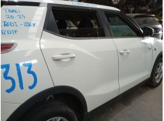 Recambio de puerta trasera derecha para ssangyong tivoli 1.2 referencia OEM IAM    2