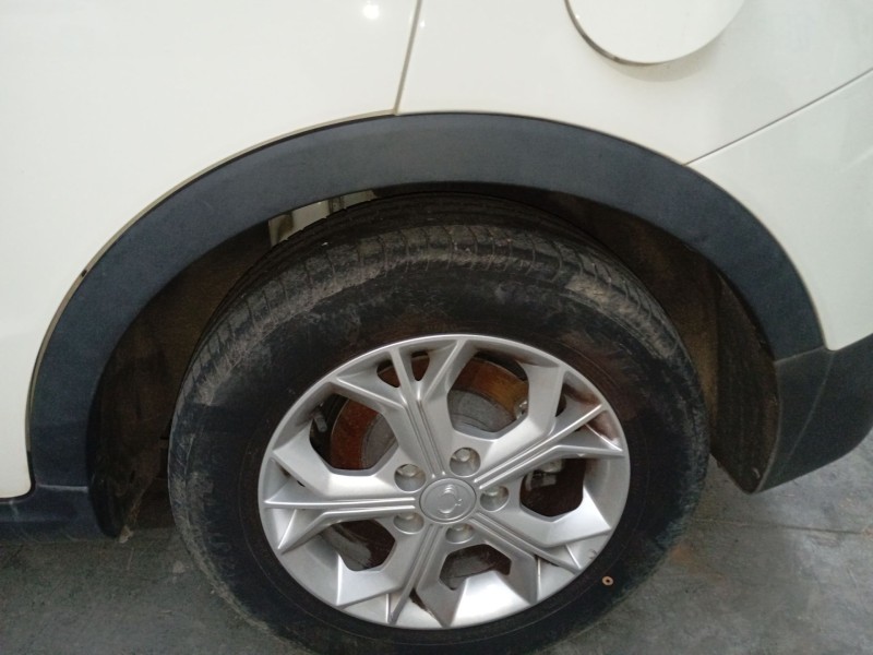 Recambio de aletin trasero izquierdo para ssangyong tivoli 1.2 referencia OEM IAM   