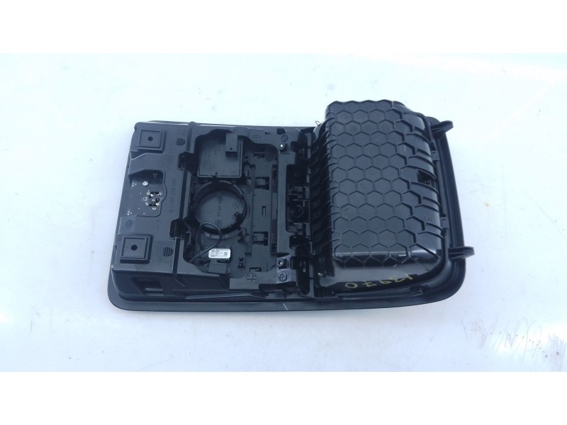 Recambio de luz interior para skoda karoq 2.0 tdi nu7 referencia OEM IAM   