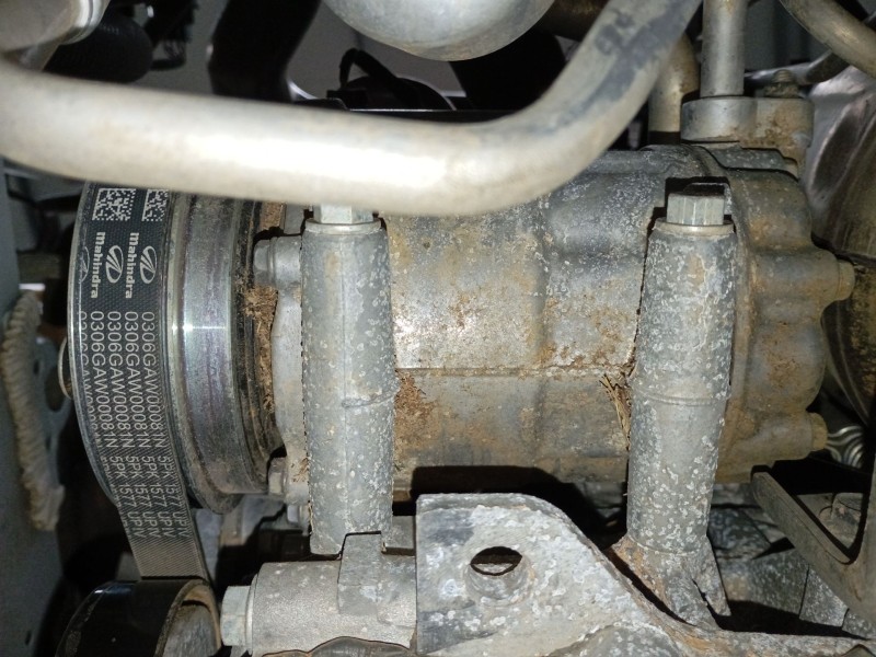 Recambio de compresor aire acondicionado para ssangyong tivoli 1.2 referencia OEM IAM   