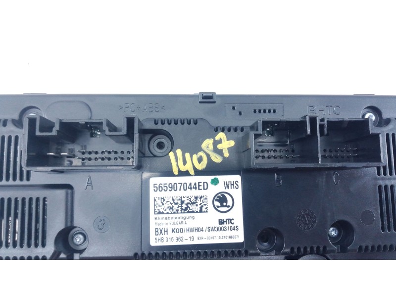 Recambio de mando climatizador para skoda karoq 2.0 tdi nu7 referencia OEM IAM   