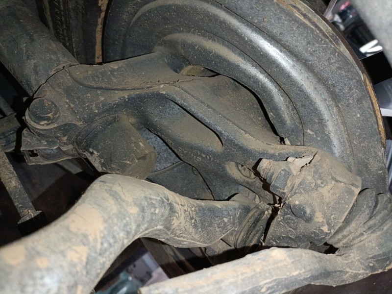 Recambio de mangueta delantera izquierda para bmw 3 (f30, f80) 318 d referencia OEM IAM   