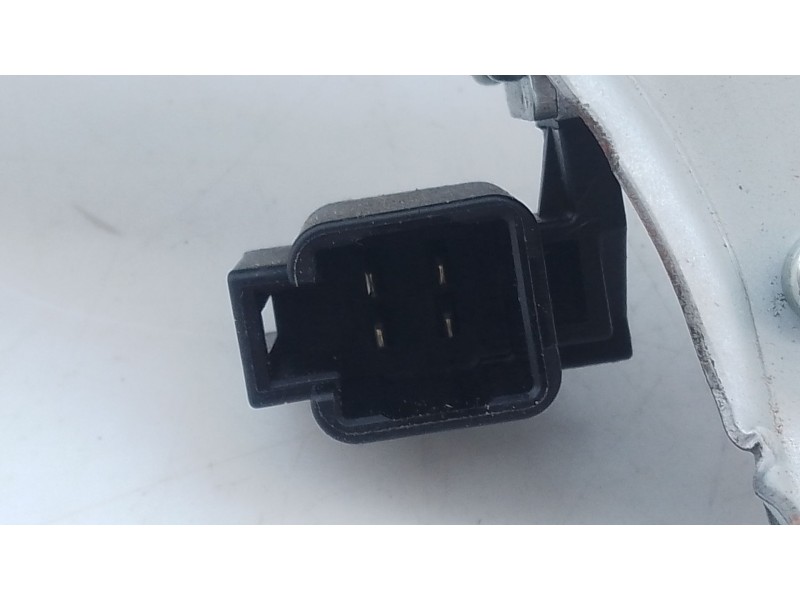 Recambio de motor limpia trasero para hyundai kona (os, ose, osi) 1.0 t-gdi referencia OEM IAM 98700J9000 035111940 