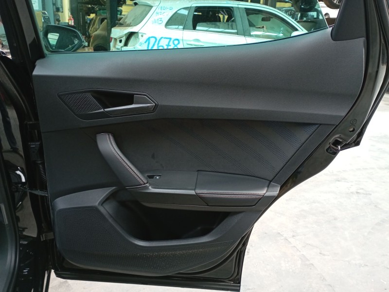 Recambio de guarnecido puerta trasera derecha para cupra formentor (kmp) 2.0 tdi referencia OEM IAM   