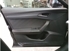 GUARNECIDO PUERTA DELANTERA IZQUIERDA 