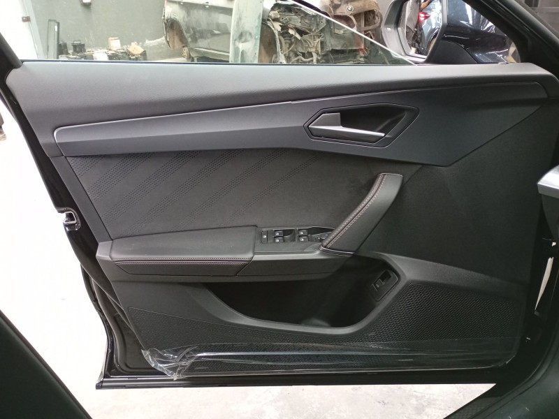 Recambio de guarnecido puerta delantera izquierda para cupra formentor (kmp) 2.0 tdi referencia OEM IAM   