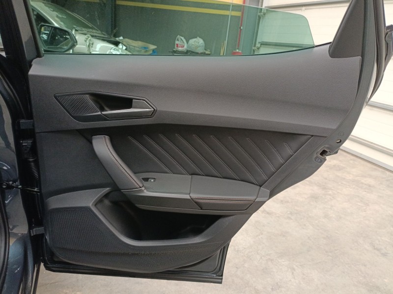 Recambio de guarnecido puerta trasera derecha para cupra formentor (kmp) 1.5 tsi referencia OEM IAM   