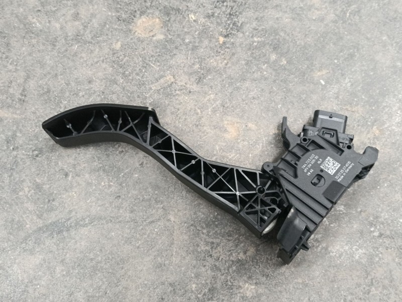 Recambio de pedal acelerador para cupra formentor (kmp) 1.5 tsi referencia OEM IAM 3WA723503 6PV01400530 