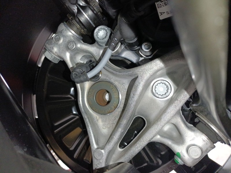 Recambio de mangueta trasera izquierda para cupra formentor (kmp) 1.5 tsi referencia OEM IAM   