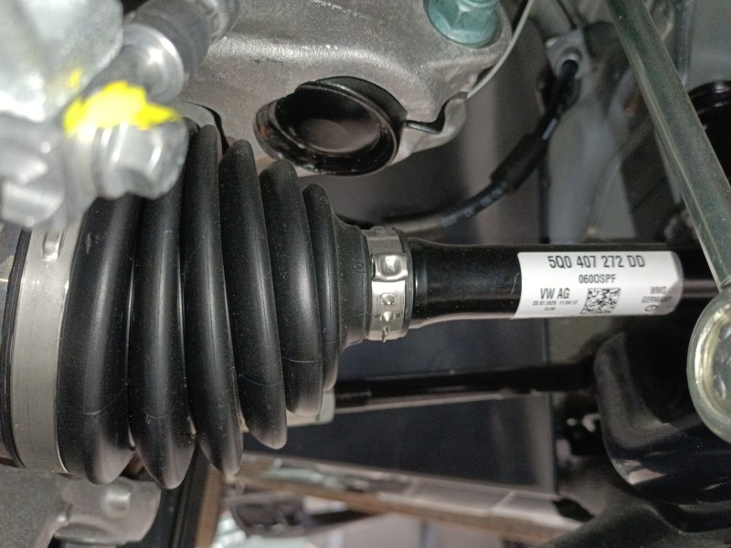 Recambio de transmision delantera derecha para cupra formentor (kmp) 1.5 tsi referencia OEM IAM 5Q0407272DD  