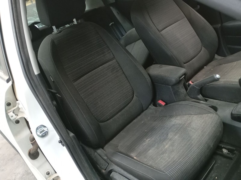 kia stonic (yb) del año 2022