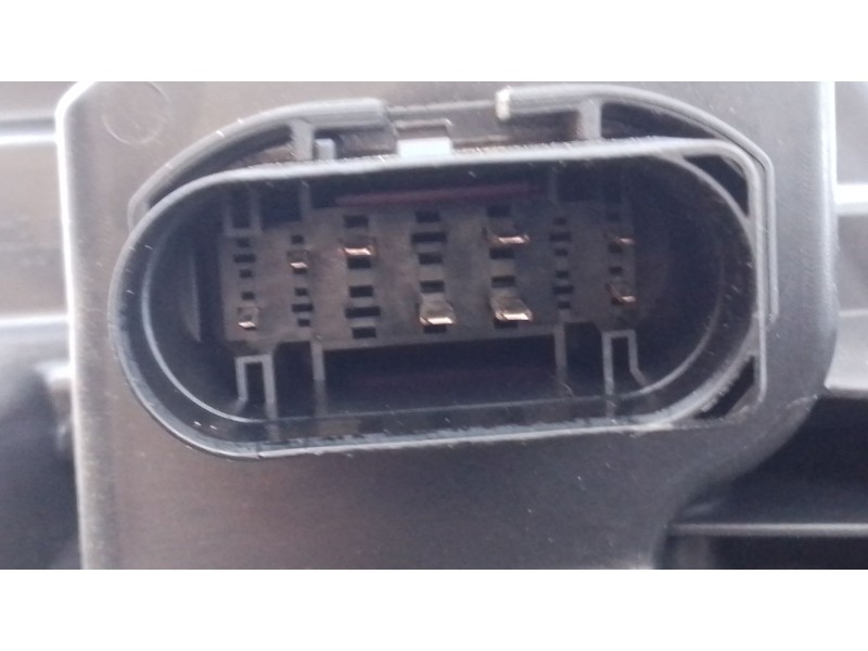 Recambio de faro izquierdo xenon para skoda karoq 2.0 tdi nu7 referencia OEM IAM 57B941035B  