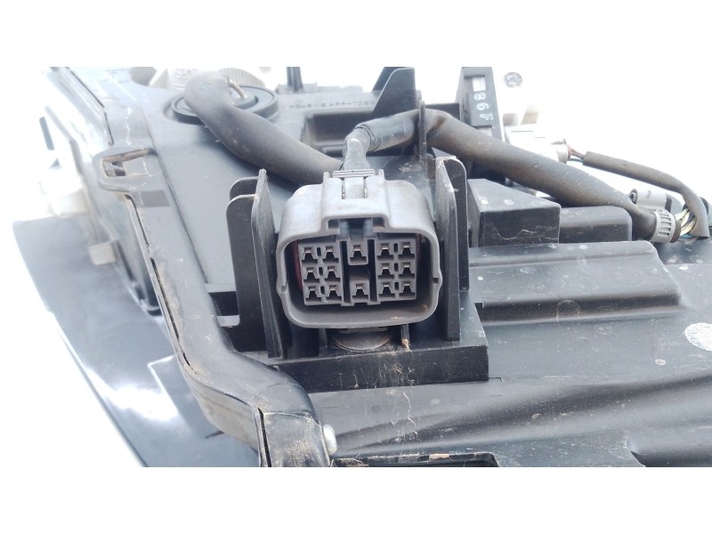 Recambio de faro derecho xenon para mazda 6 sedán (gj, gl) 2.0 (gj2, gl2, gl6) referencia OEM IAM   E2-A2-14-2