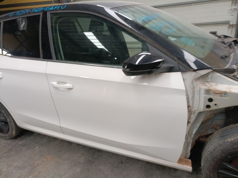 Recambio de puerta delantera derecha para skoda fabia iv (pj3) 1.0 tsi referencia OEM IAM   