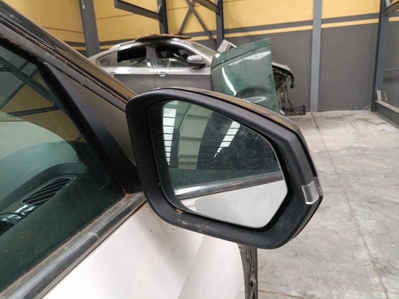 Recambio de retrovisor derecho electrico para skoda fabia iv (pj3) 1.0 tsi referencia OEM IAM   