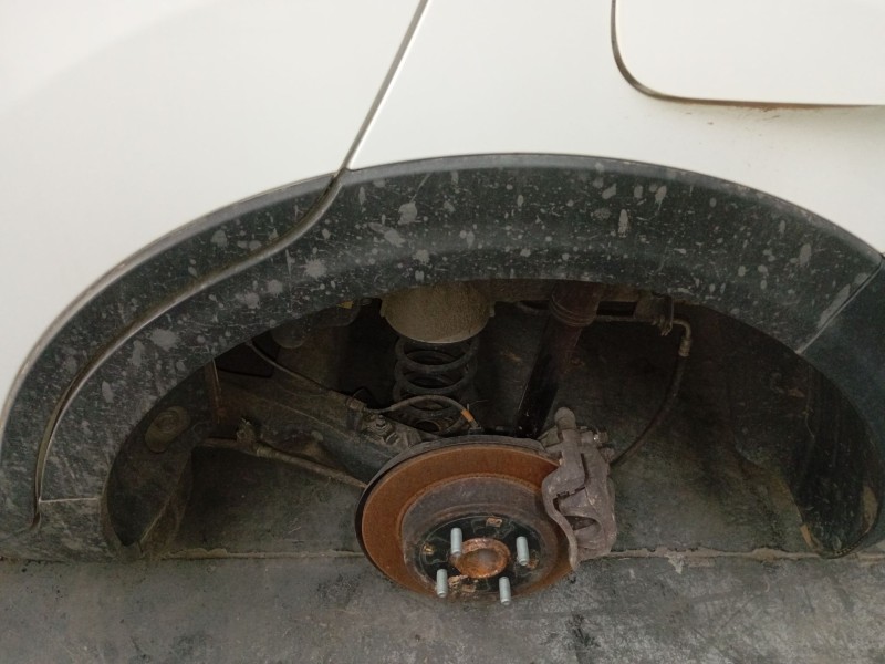 Recambio de aletin trasero izquierdo para kia stonic (yb) 1.0 t-gdi eco-dynamics+ referencia OEM IAM   