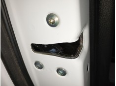 CERRADURA PUERTA TRASERA IZQUIERDA 