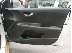 GUARNECIDO PUERTA DELANTERA DERECHA 