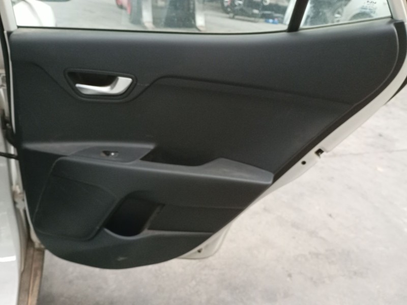 Recambio de guarnecido puerta trasera derecha para kia stonic (yb) 1.0 t-gdi eco-dynamics+ referencia OEM IAM   