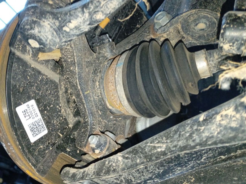 Recambio de mangueta delantera izquierda para kia stonic (yb) 1.0 t-gdi eco-dynamics+ referencia OEM IAM   