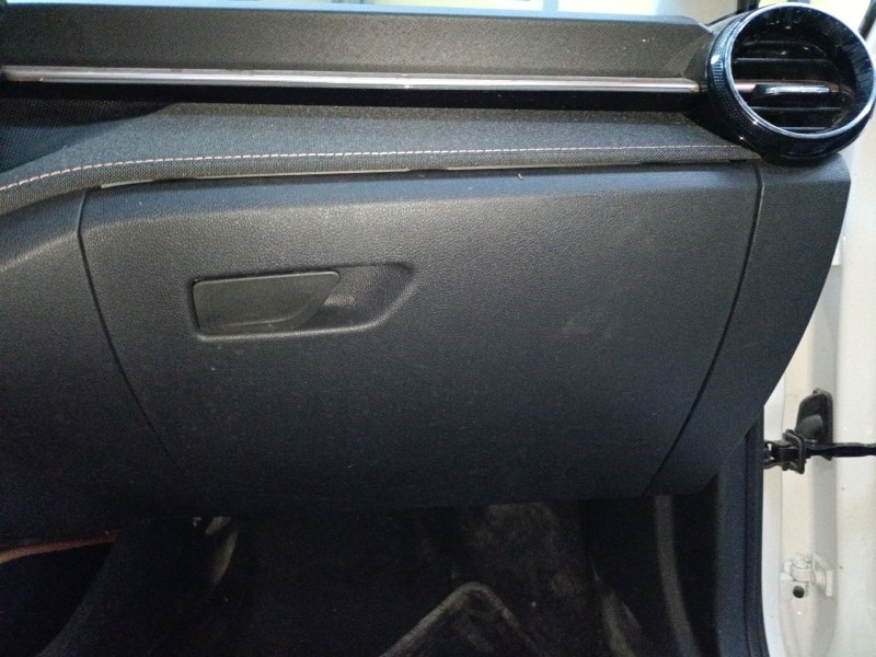 Recambio de guantera para skoda fabia iv (pj3) 1.0 tsi referencia OEM IAM   