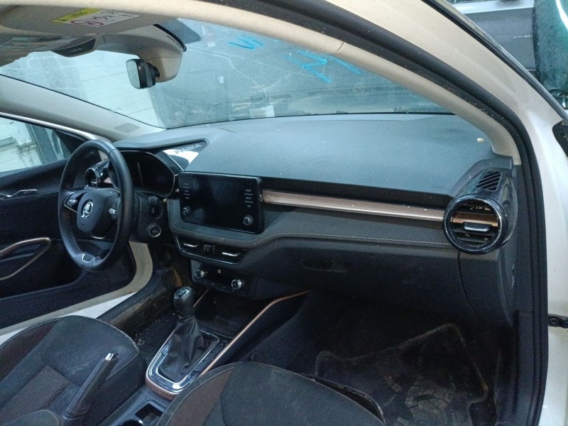 Recambio de kit airbag para skoda fabia iv (pj3) 1.0 tsi referencia OEM IAM   