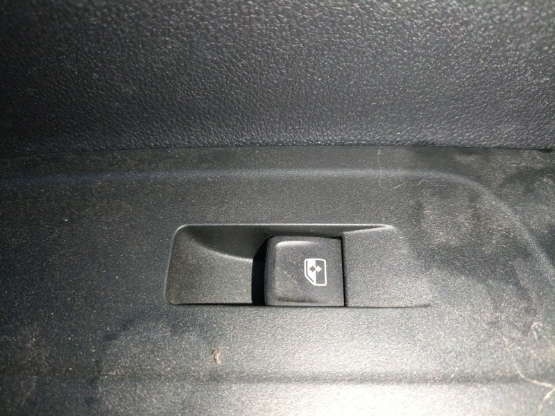 Recambio de mando elevalunas delantero derecho para skoda fabia iv (pj3) 1.0 tsi referencia OEM IAM   