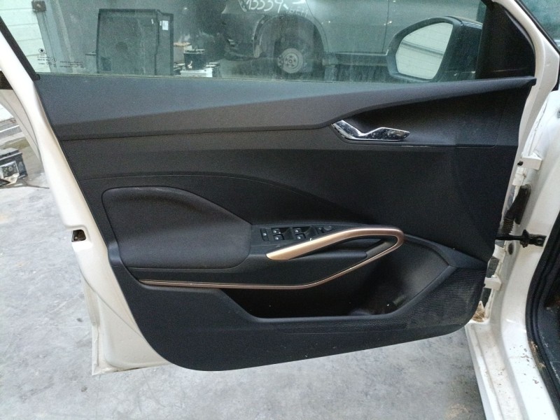 Recambio de guarnecido puerta delantera izquierda para skoda fabia iv (pj3) 1.0 tsi referencia OEM IAM   