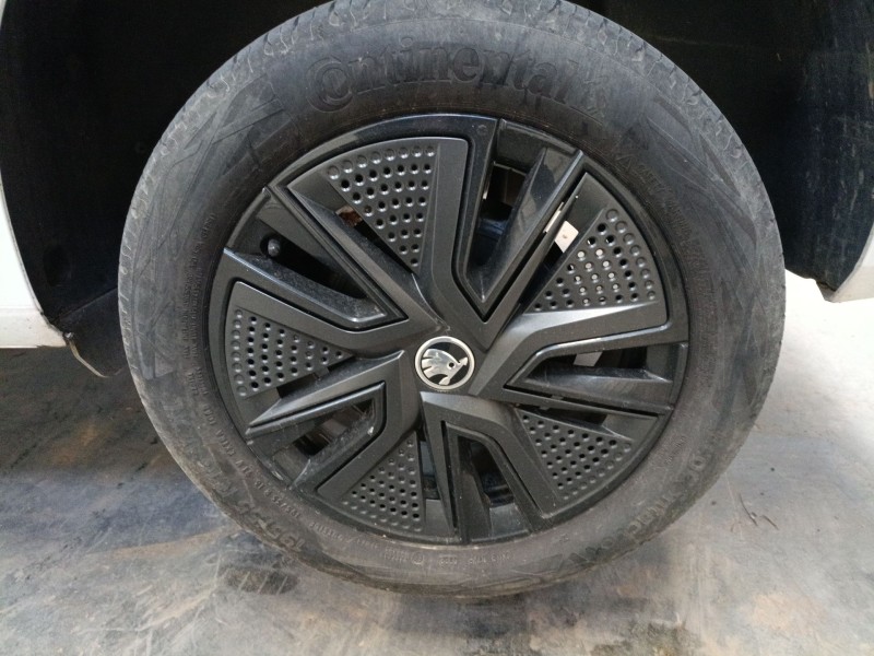 Recambio de llanta para skoda fabia iv (pj3) 1.0 tsi referencia OEM IAM   