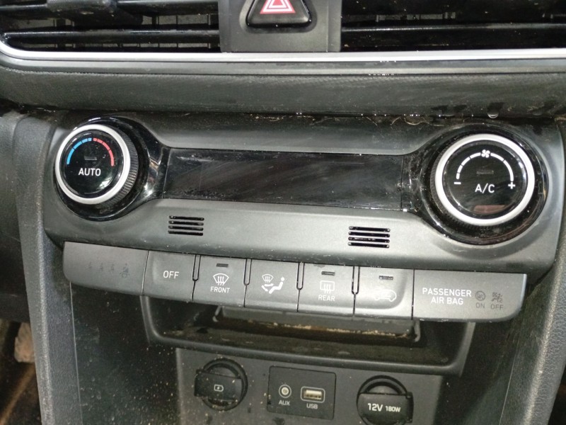 Recambio de mando climatizador para hyundai kona (os, ose, osi) 1.0 t-gdi referencia OEM IAM   