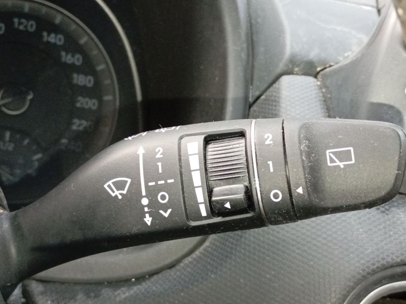 Recambio de mando limpia para hyundai kona (os, ose, osi) 1.0 t-gdi referencia OEM IAM   