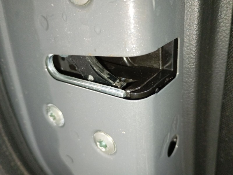 Recambio de cerradura puerta trasera izquierda para hyundai kona (os, ose, osi) 1.0 t-gdi referencia OEM IAM   