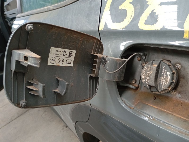 Recambio de tapa exterior combustible para hyundai kona (os, ose, osi) 1.0 t-gdi referencia OEM IAM   