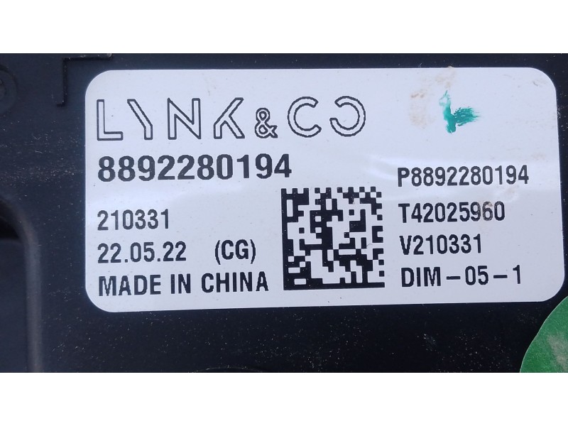 Recambio de cuadro instrumentos para lynk & co 01 phev referencia OEM IAM 8892280194  
