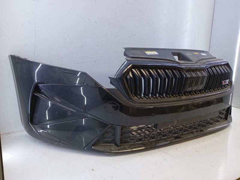 Recambio de paragolpes delantero para skoda octavia iv nx3 vrs 2.0 tsi referencia OEM IAM   