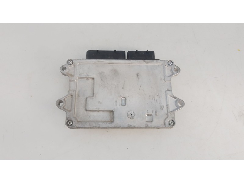 Recambio de centralita motor uce para mazda 6 sedán (gj, gl) 2.0 (gj2, gl2, gl6) referencia OEM IAM PYFA18881 PEL8188K2B 