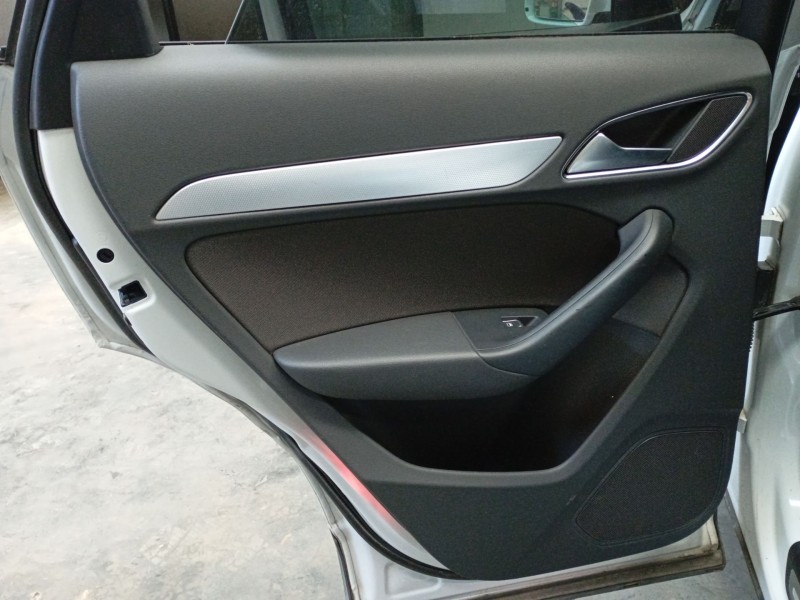 Recambio de guarnecido puerta trasera izquierda para audi q3 (8ub, 8ug) 2.0 tdi referencia OEM IAM   